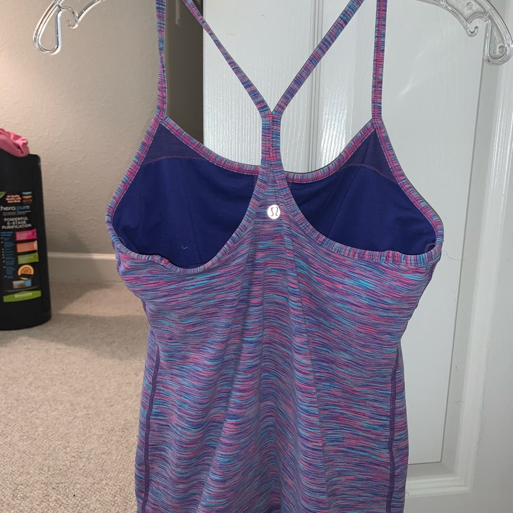 Lululemon tank